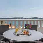 Apartment Ana
