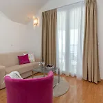 Ana Apartment