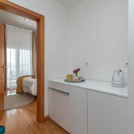 Apartment Ana *