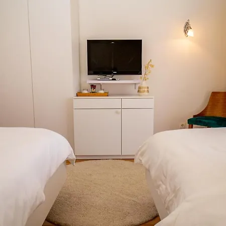 Ana Apartman *
