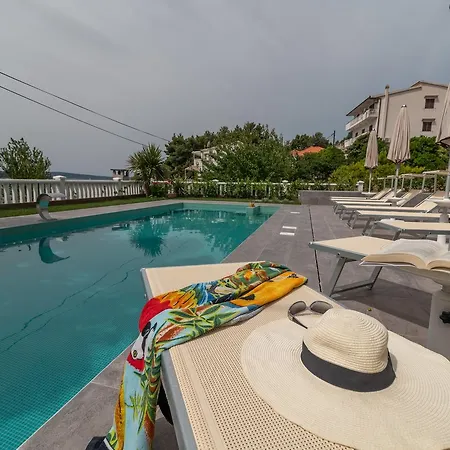 Ana Apartman